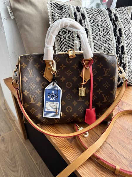 Модель в стилі Louis Vuitton Speedy Bandouliere  30см р1078 фото