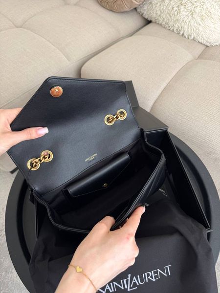 Сумка в стилі   Yves Saint Laurent LouLou Black Gold 24 см 	P5049 фото
