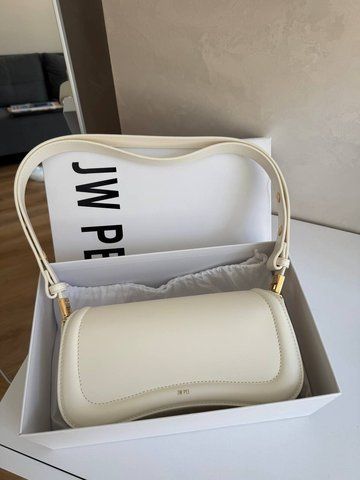 Модель в стилі Jw Pei Milk 26 см 111-3 фото