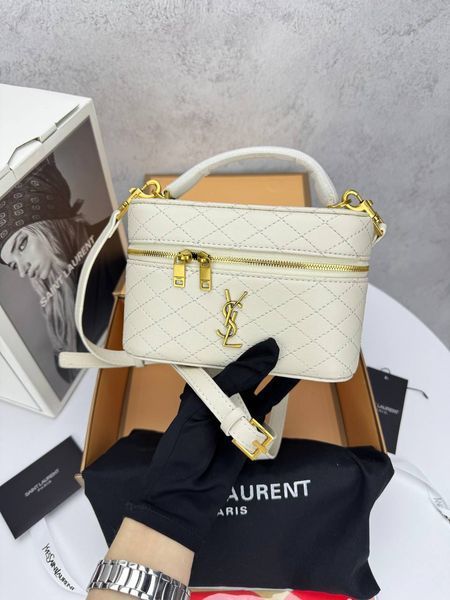 Модель в стилі Yves Saint Laurent Gaby vanity Milk/Gold 19см р5040 фото