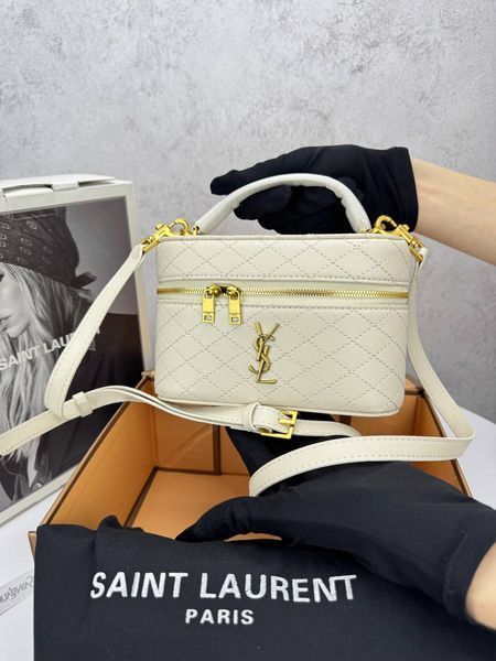 Модель в стилі Yves Saint Laurent Gaby vanity Milk/Gold 19см р5040 фото