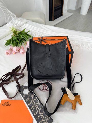Сумка в стилі Hermes Evelyne Black P15032 фото