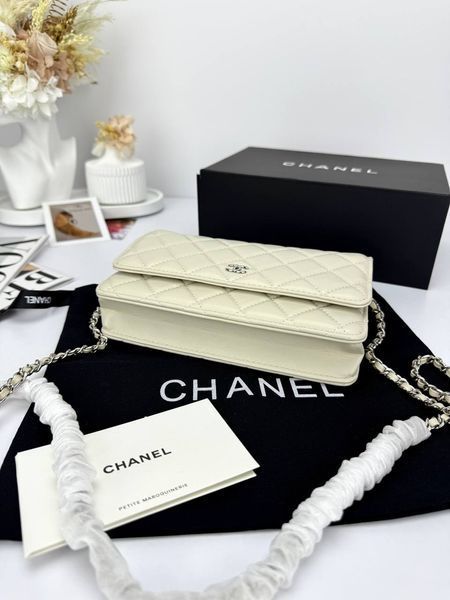 Модель в стилі Chanel Milk Silver P10131 фото