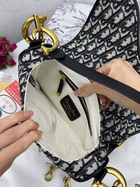 Сумка в стилі Dior Saddle Black Logo P6038 фото