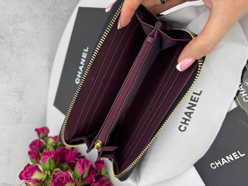 Модель в стилі Chanel Black Gold Texture W0047 фото