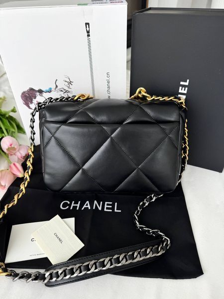 Модель в стилі Chanel Black Gold/Silver P10163 фото