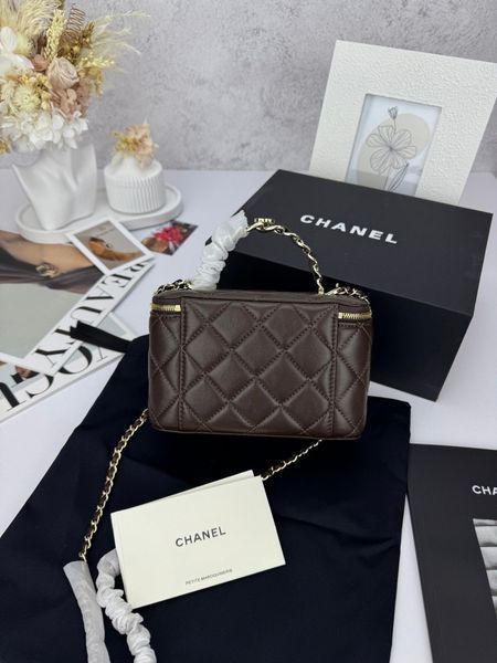 Модель в стилі Chanel Chocolate Gold (з дзеркалом) 17см P10060 фото