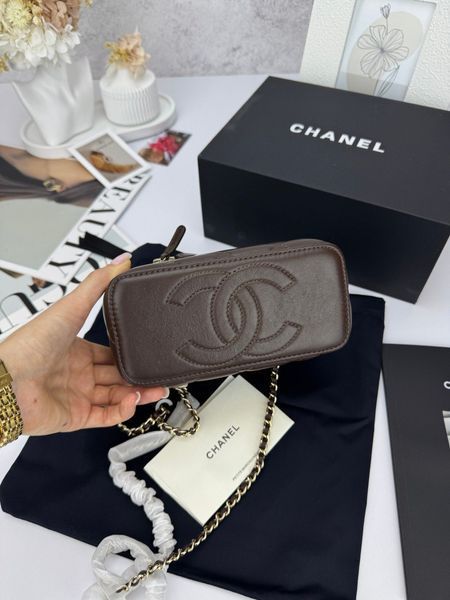 Модель в стилі Chanel Chocolate Gold (з дзеркалом) 17см P10060 фото