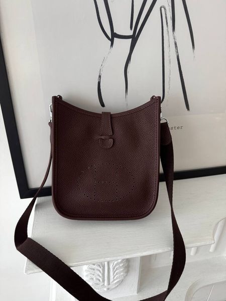 Модель в стилі Hermes Evelyne Chocolate 19см  P15053 фото