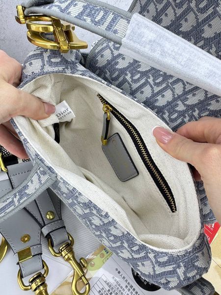 Сумка в стилі Dior Saddle Grey P6042 фото