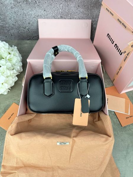 Сумка в стилі Miu Miu Black P17016 фото