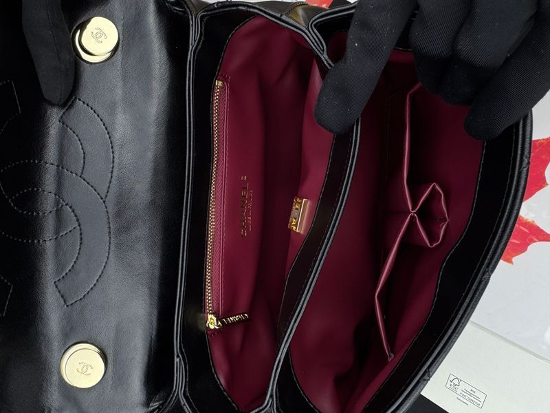 Модель в стилі Chanel Black Gold P10105 фото