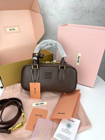 Сумка в стилі Miu Miu Chocolate P17037 фото
