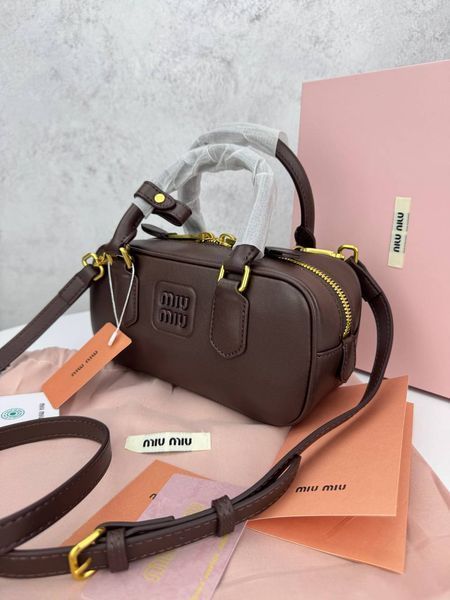 Сумка в стилі Miu Miu Chocolate P17037 фото