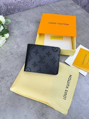 Модель в стилі Louis Vuitton Black 11,5 см 	W0028 фото