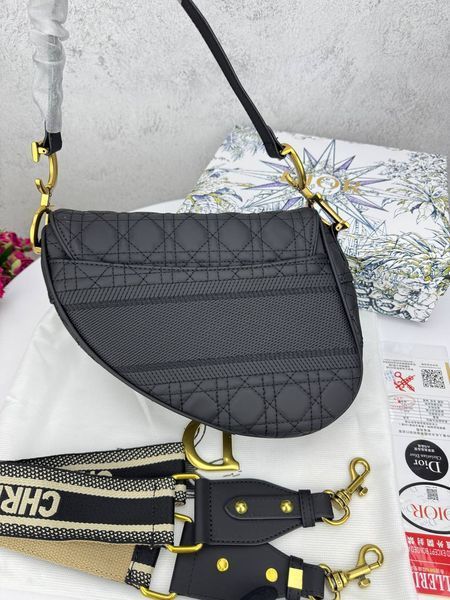 Модель в стилі Dior Saddle Black Logo 25см P6074 фото