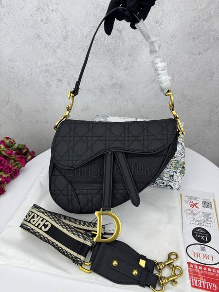 Модель в стилі Dior Saddle Black Logo 25см P6074 фото