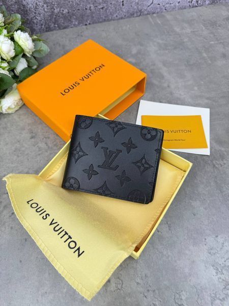 Модель в стилі Louis Vuitton Black 11,5 см 	W0028 фото