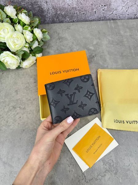Модель в стилі Louis Vuitton Black 11,5 см 	W0028 фото