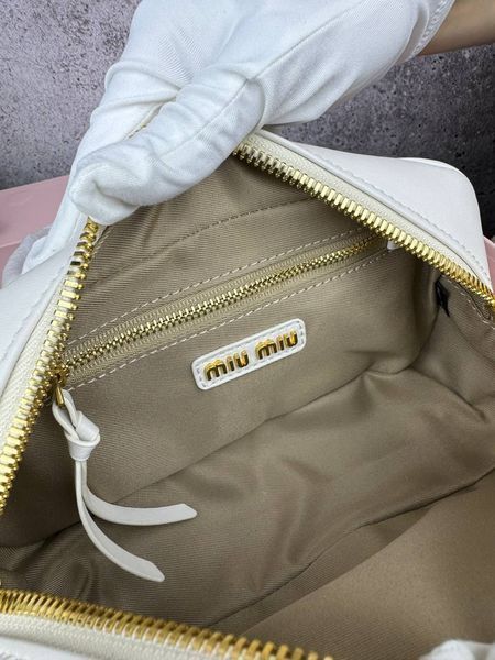 Сумка в стилі Miu Miu Milk 22 см 	P17001 фото