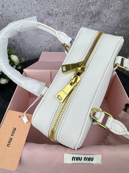 Сумка в стилі Miu Miu Milk 22 см 	P17001 фото