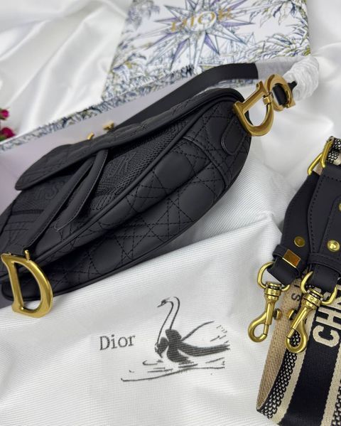 Модель в стилі Dior Saddle Black Logo 25см P6074 фото