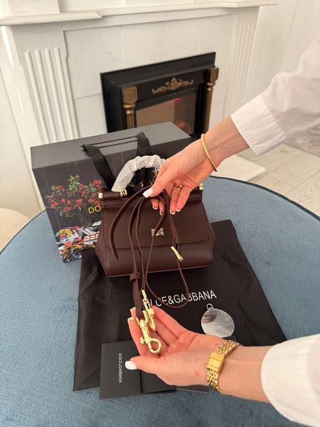 Модель в стил Dolce & Gabbana Sicily Chocolateі 20см P19019  фото