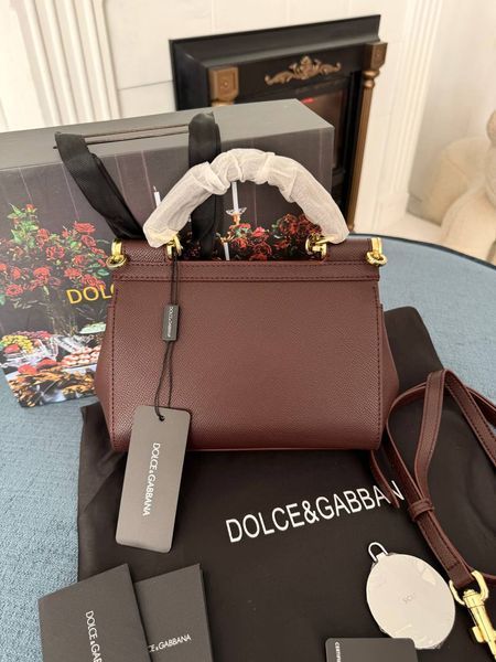 Модель в стил Dolce & Gabbana Sicily Chocolateі 20см P19019  фото