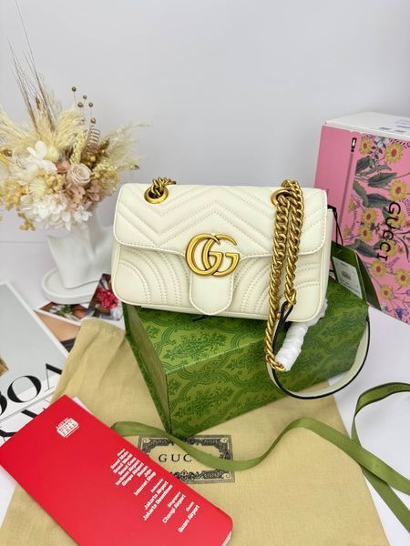 Сумка в стилі Gucci Marmont Medium Milk P11030 фото