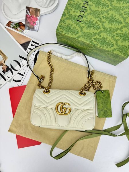 Сумка в стилі Gucci Marmont Medium Milk P11030 фото