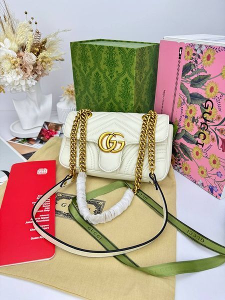 Сумка в стилі Gucci Marmont Medium Milk P11030 фото