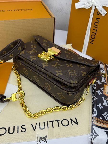 Сумка в стилі Louis Vuitton Pochette Metis East West  P1037 фото