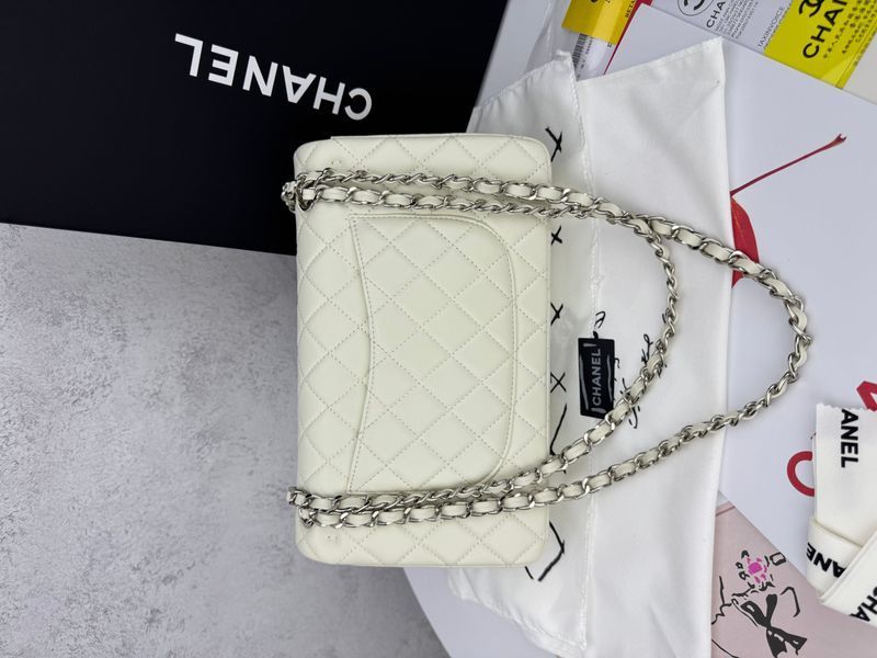 Модель в стилі Chanel Milk Silver P10099 фото