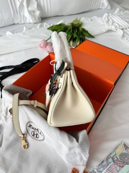Сумка в стилі Hermes Birkin Milk Gold P15027 фото