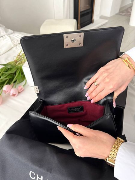 Модель в стилі Chanel Boy Black Silver 25см 	P10160 фото