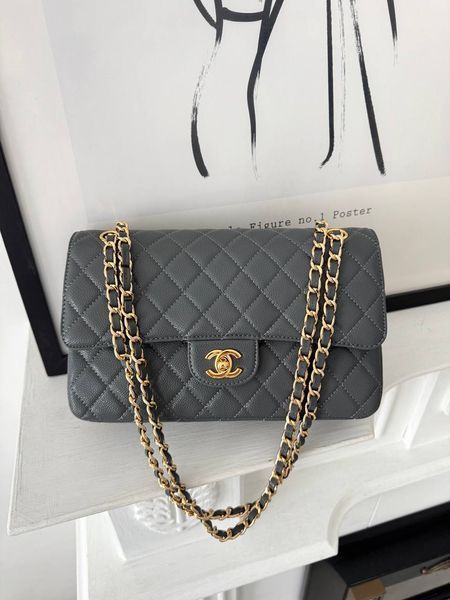 Модель в стилі Chanel Grey Gold Texture P10165 фото
