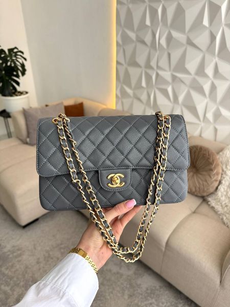 Модель в стилі Chanel Grey Gold Texture P10165 фото