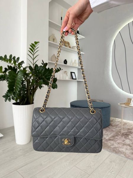 Модель в стилі Chanel Grey Gold Texture P10165 фото