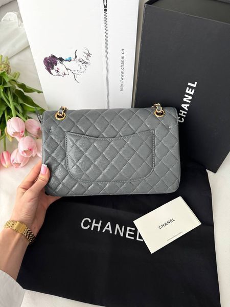 Модель в стилі Chanel Grey Gold Texture P10165 фото