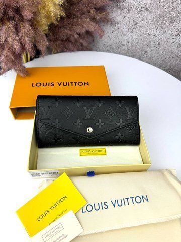 Модель в стилі Louis Vuitton Black W0014 фото