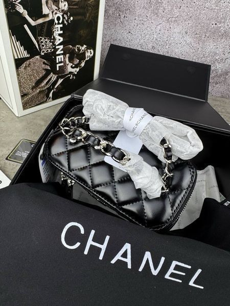 Модель в стилі Chanel Black Silver (з дзеркалом) 17 см P10029 фото
