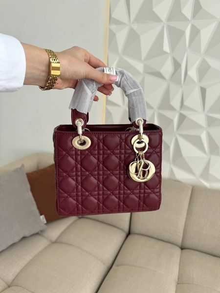 Модель в стилі Dior Lady Burgundy Gold 20см  P6067 фото