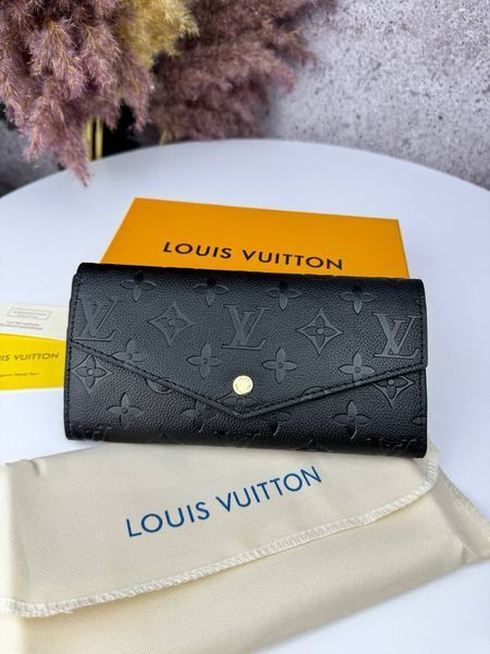 Модель в стилі Louis Vuitton Black W0014 фото