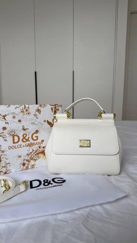 Модель в стилі Dolce & Gabbana White 21см 143-1 фото