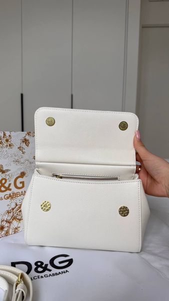 Модель в стилі Dolce & Gabbana White 21см 143-1 фото