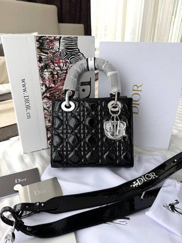 Модель в стилі  Dior Lady Black Silver 20см P6072 фото
