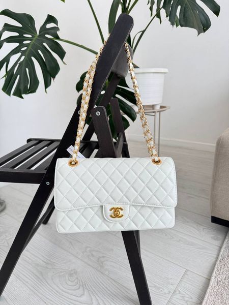 Модель в стилі Chanel Milk Gold Texture P10113 фото