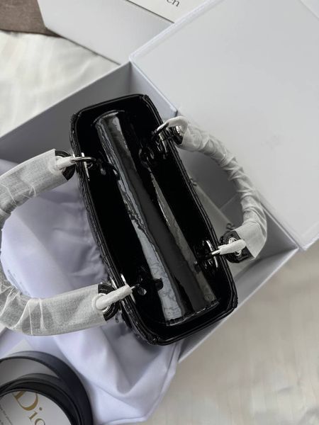 Модель в стилі  Dior Lady Black Silver 20см P6072 фото