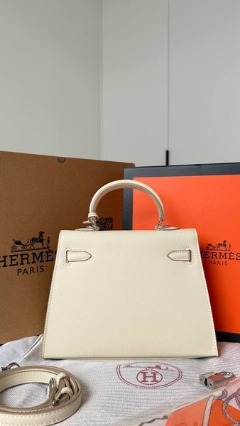 Модель в стилі Hermes Kelly Milk Silver 22см 145-1 фото