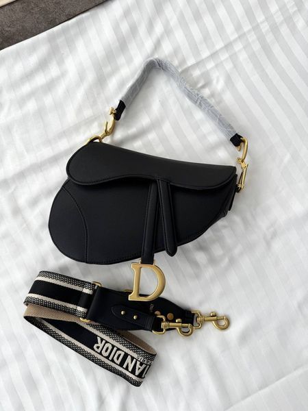 Модель в стилі  Dior Saddle Black Texture 25см P6071 фото